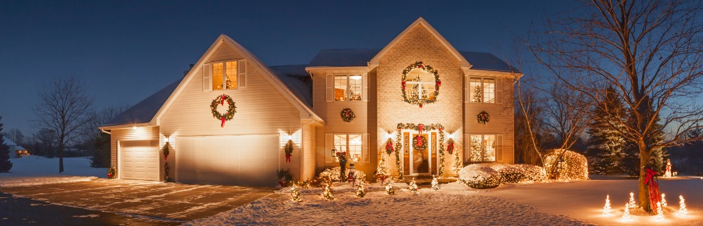 special-holiday-decorated-home